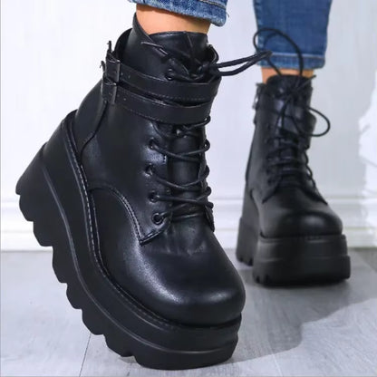 Gothic Black Boots Ankle Shoes on Heels Platform Sneakers Chunky for Women Luxury Designer Casual New Rock Booties