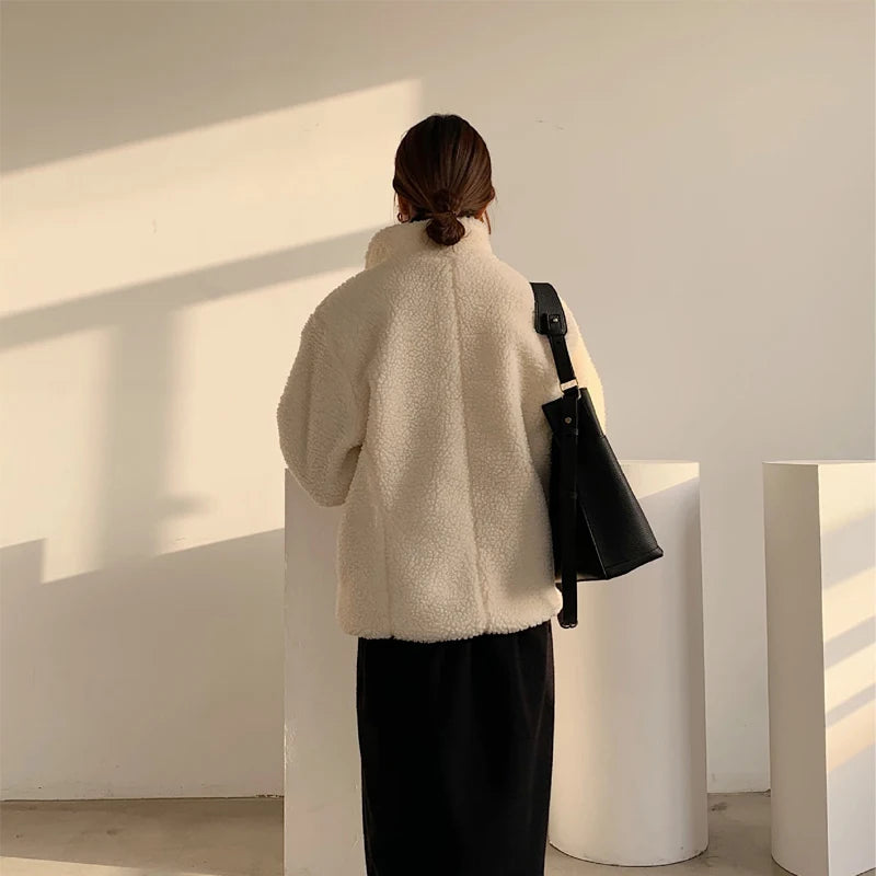 Women'S Lambskin Jacket with Horn Buckle, Stand Collar, Casual, Pure Color, Thin, Winter, Plush, Warm, Female Coat, W900