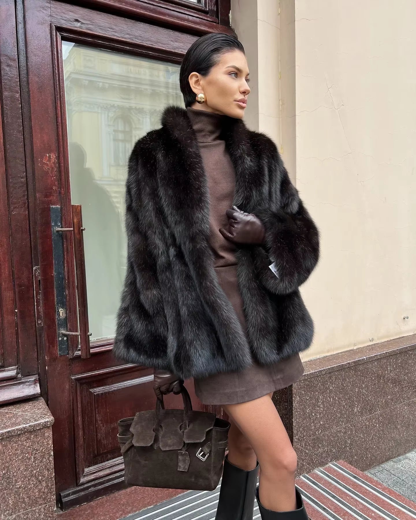 Women Thick Faux Fur Coat Lapel Hidden Button Loose Elegant Lady Outerwear 2025 Fashion Female Street Commute Overcoat New