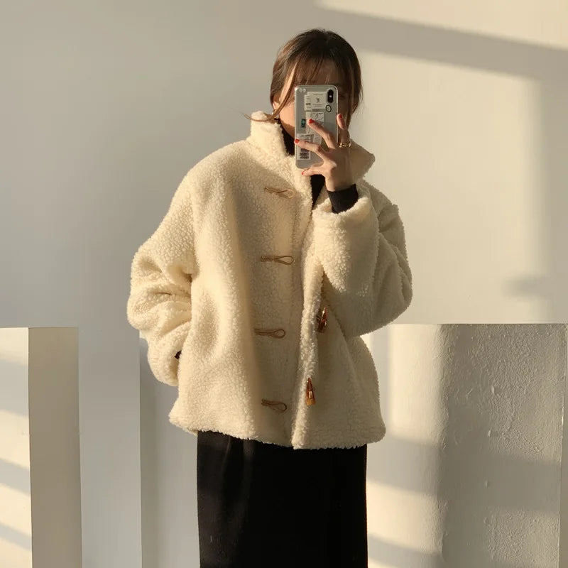 Women'S Lambskin Jacket with Horn Buckle, Stand Collar, Casual, Pure Color, Thin, Winter, Plush, Warm, Female Coat, W900